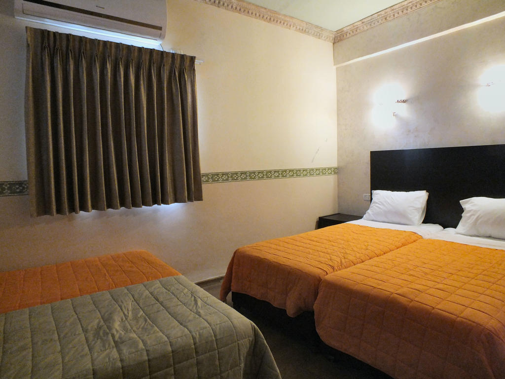 Sea Hotel And Restaurant Nahariya Habitación foto